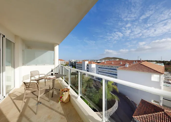 Apart-hotel Marinell Collection