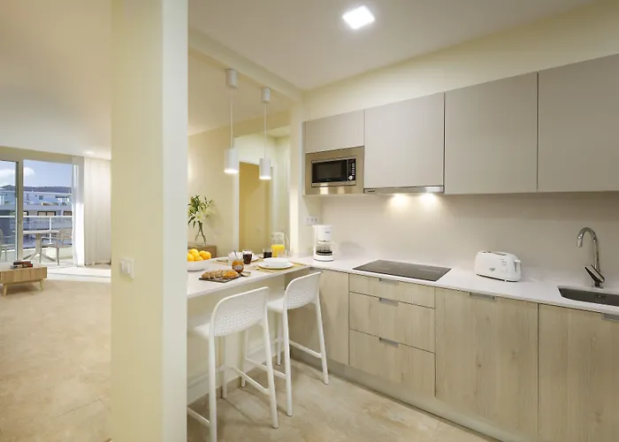 Apart-hotel Marinell Collection 4*