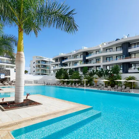 Marinell Collection Aparthotel 4*