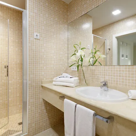 Marinell Collection 滨海帕尔姆