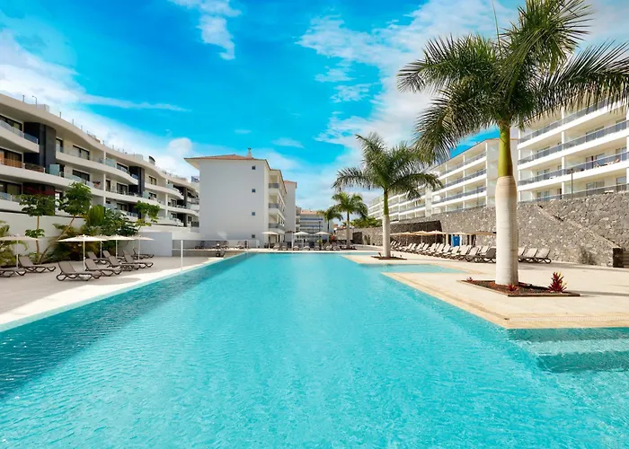 Marinell Collection Aparthotel