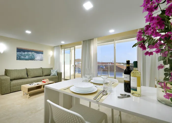 Apartmanhotel Marinell Collection 4*