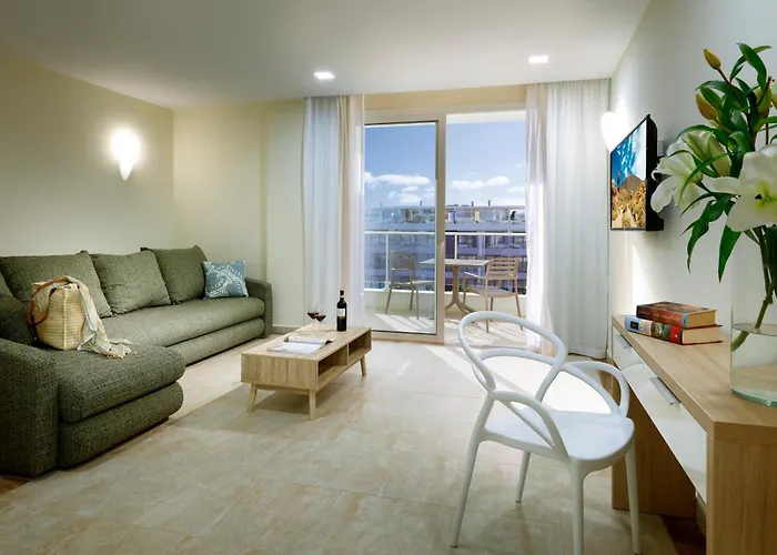 Marinell Collection Hotel apartamentowy 4*